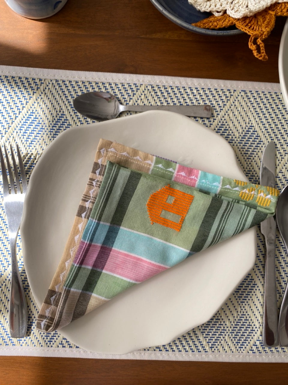 ALPAS TABLE NAPKINS Set of  6